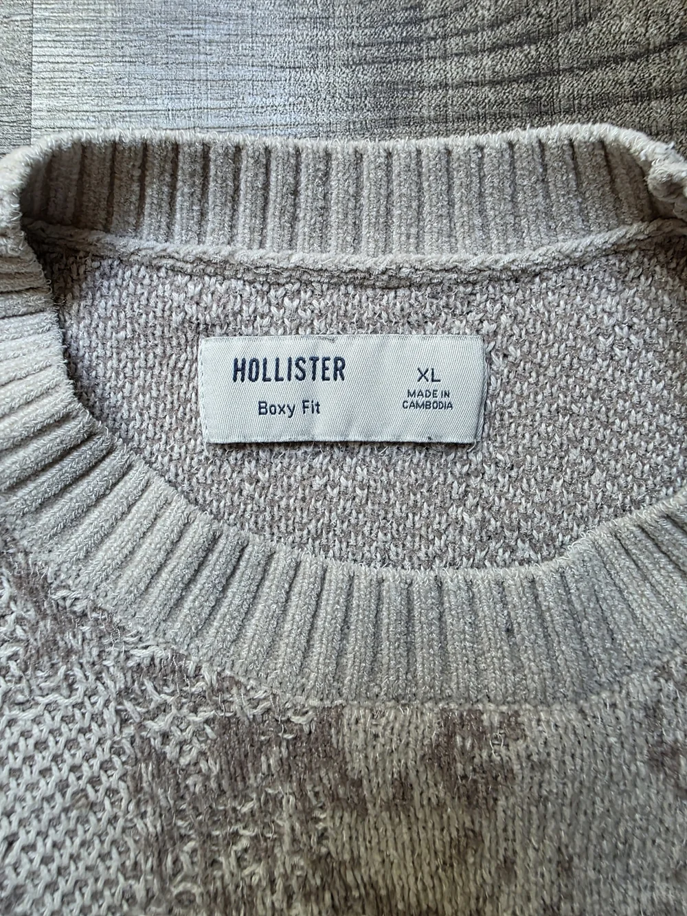Hollister Men's Crewneck Sweater in Beige Taupe